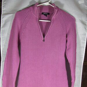 Style. Co.  Sweater Size Medium Pink